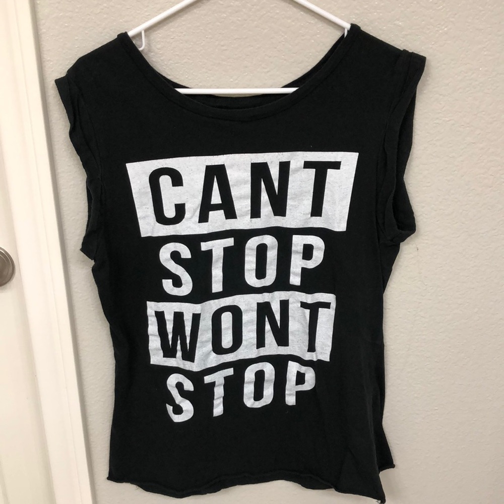 Women’s graphic top